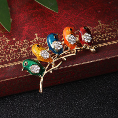 wholesale fashion custom cheap jewelry colorful crystal little birds brooches
