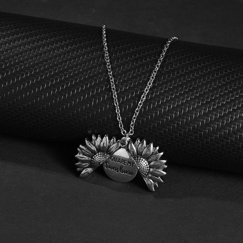 Fashion Women Jewelry Openable Pendant Personalized Letters Name Custom Sunflower Necklaces Fashion Women Jewelry Openable Pendant Personalized Letters Name Custom Sunflower Necklaces