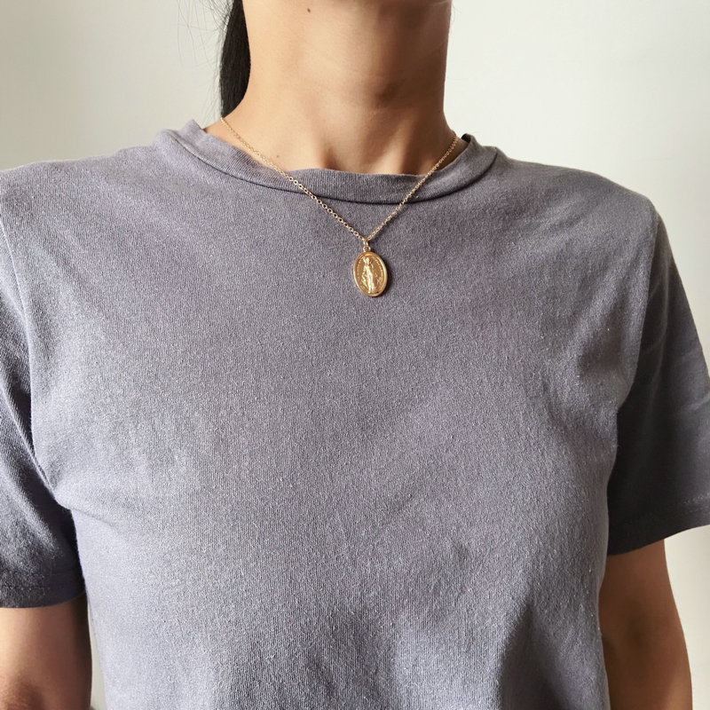 2020 hot sale creative retro style gold-color oval shape portrait coin necklace 2020 hot sale creative retro style gold-color oval shape portrait coin necklace