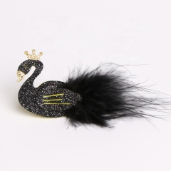 Wholesale princess temperament fashion two colors lovely swan children hairgrip with feather