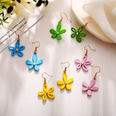 Korean new design alloy acrylic crystal asymmetric flower earrings for girls