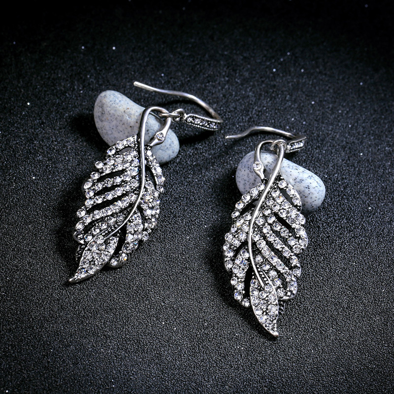 Fashion Women Gothic Jewelry Leaf Crystal Dangle Earings Antique Jewelry Silver Fashion Women Gothic Jewelry Leaf Crystal Dangle Earings Antique Jewelry Silver