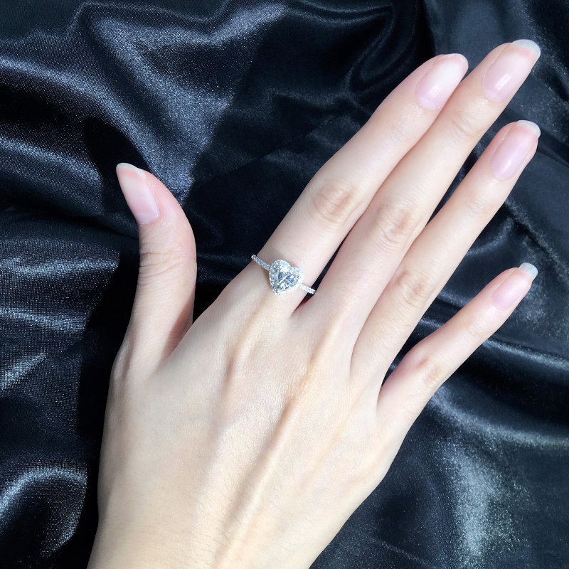 Luxury rose gold plated heart shape 925 sterling silver white gold moissanite ring Luxury rose gold plated heart shape 925 sterling silver white gold moissanite ring