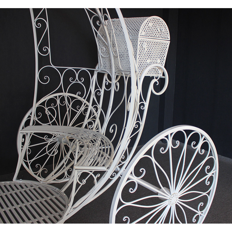 Iron pumpkin carriage Cinderella's Coach stage backdrop garden wedding decorations Iron pumpkin carriage Cinderella's Coach stage backdrop garden wedding decorations