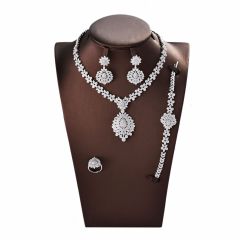 2019 fashion aaa copper Bridal wedding earrings bracelet zircon necklace set 2019 fashion aaa copper Bridal wedding earrings bracelet zircon necklace set