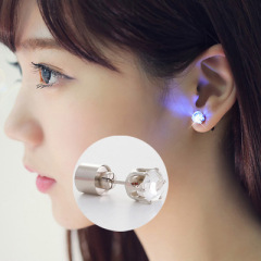 2020 New arrival fashion christmas women jewelry alloy lighted led stud earrings 2020 New arrival fashion christmas women jewelry alloy lighted led stud earrings