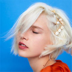Victoria headwear Barrettes ladies metal diamond pearl sea shell hair pin pearl