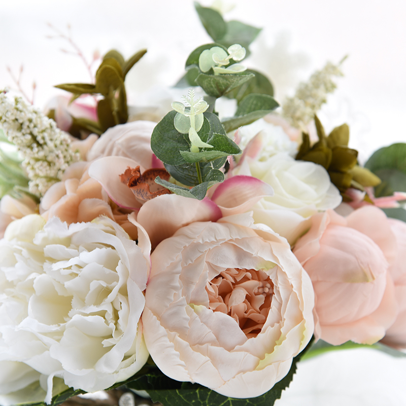 China Wholesale Custom Head Bridal Hand Holding Flower Flowers Artificial Rose Wedding Bouquet  for  Bridal