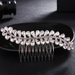 New design rhinestone Wedding hair accessories crystal bridal hair combs New design rhinestone Wedding hair accessories crystal bridal hair combs