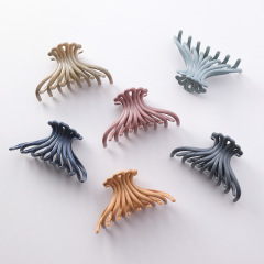 solid colors Victoria vintage Hollow wedding women hair claws Hair accessories solid colors Victoria vintage Hollow wedding women hair claws Hair accessories