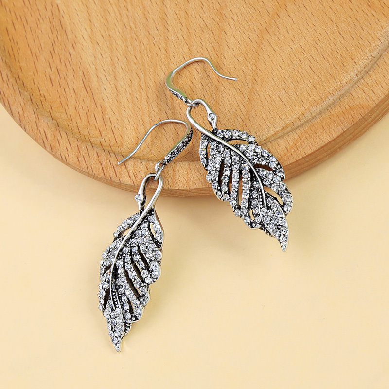 Fashion Women Gothic Jewelry Leaf Crystal Dangle Earings Antique Jewelry Silver Fashion Women Gothic Jewelry Leaf Crystal Dangle Earings Antique Jewelry Silver