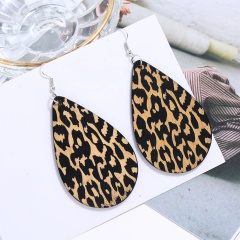 Amazon hot classic style water drop shape leopard print wooden earrings for famale