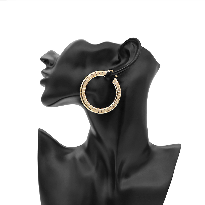 wholesale simple 18K gold plated texture copper ladies fashion earrings wholesale simple 18K gold plated texture copper ladies fashion earrings