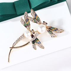 2020 korean fashion jewelry woman designer insect dragonfly brooces with pearl