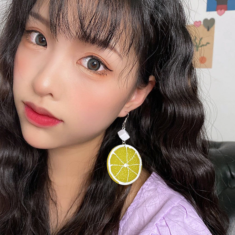 Wholesale Korean Fashion Factory Jewelry Yellow Metal Resin Drop flower acrylic Earrings Wholesale Korean Fashion Factory Jewelry Yellow Metal Resin Drop flower acrylic Earrings
