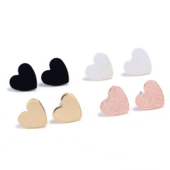 2020 fashion wholesale custom jewelry heart shape alloy stud earrings for women