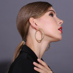Wholesale gold plated twisted rope 60mm lady hoop earrings drop dangling earring