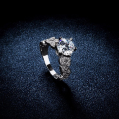 Crystal Finger Ring Brass Plated Silver Color Cubic Zirconia Ring For Wedding Party
