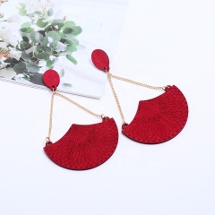 2020 new arrival design occident cheap scallop wood earrings for women
