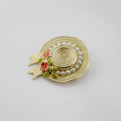 Customized European and American retro flower pearl hat shape Enamel brooches for women