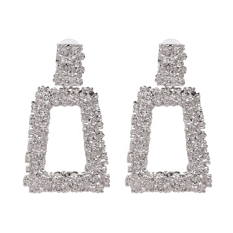 Amazon stylish popular metal alloy indian gold plated retro earrings for female Amazon stylish popular metal alloy indian gold plated retro earrings for female