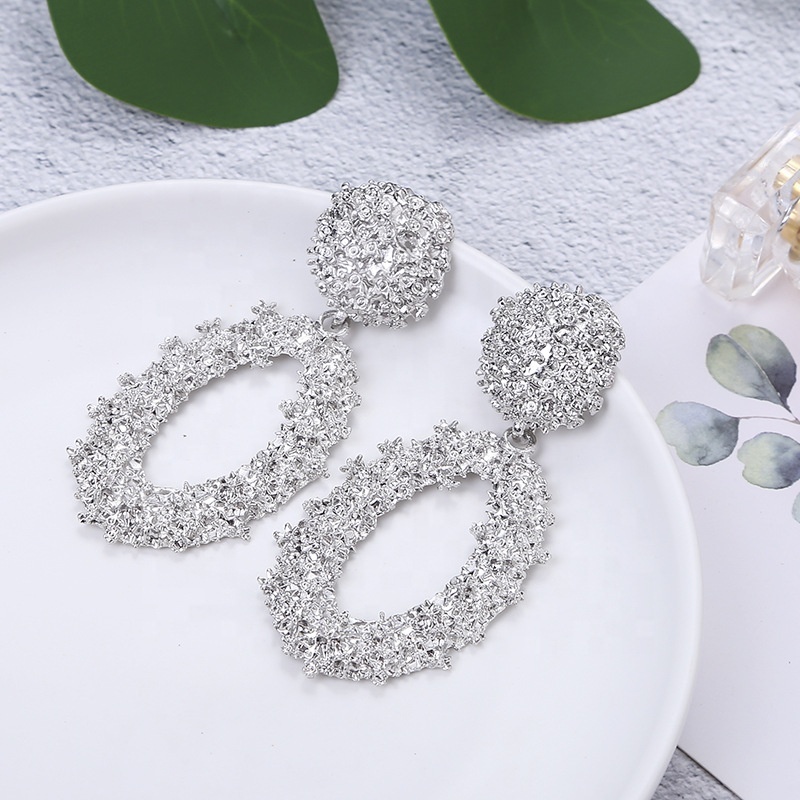 New hot sale cheap handmade oval hollow earrings jewelry indian gold plated earrings