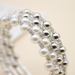 Luxury crystal pearl rhinestone silver party cuff hand bracelet for girls