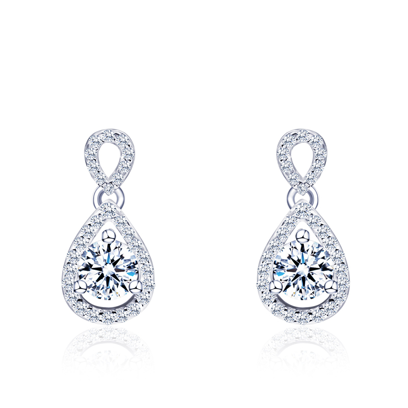 18K Gold Plated Silver Brilliant Cut Simulated Diamond CZ Moissanite Stud Earrings