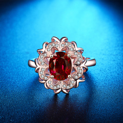 New Design Retro Red Ring Simple Pave Setting Cubic Zirconia Flower Ring