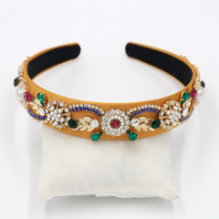 2019 new hot sell vintage women British fashion rhinestone embellished wide velvet baroque headband