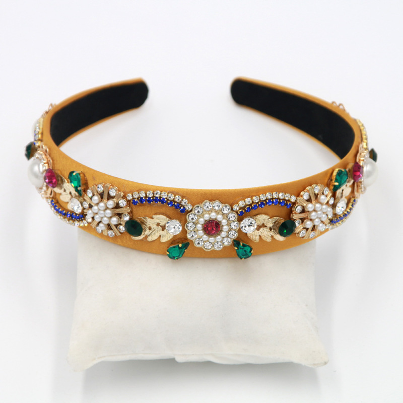 2019 new hot sell vintage women British fashion rhinestone embellished wide velvet baroque headband 2019 new hot sell vintage women British fashion rhinestone embellished wide velvet baroque headband