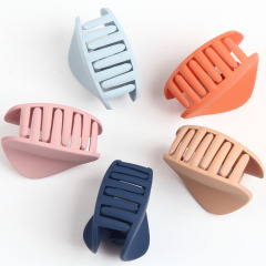 Korean fashion accessories new design plastic large hair claws for women