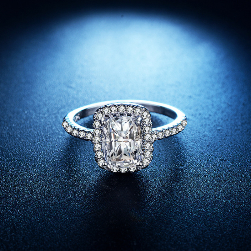 Wholesale Custom 18K White Gold Square Crystal Zircon Engagement Ring Wholesale Custom 18K White Gold Square Crystal Zircon Engagement Ring