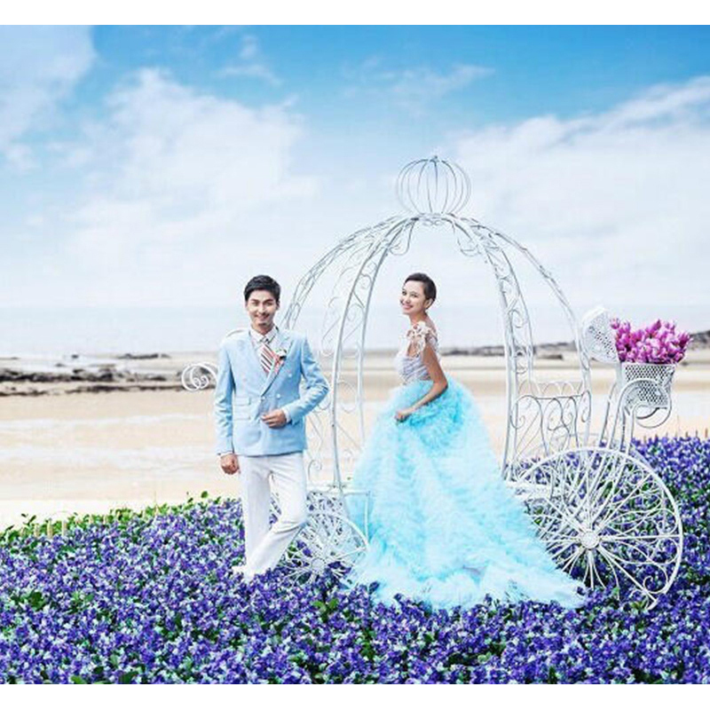 Iron pumpkin carriage Cinderella's Coach stage backdrop garden wedding decorations Iron pumpkin carriage Cinderella's Coach stage backdrop garden wedding decorations