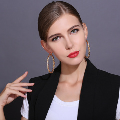 2019 new women jewelry texture twist plating 18k gold fashion thread earring