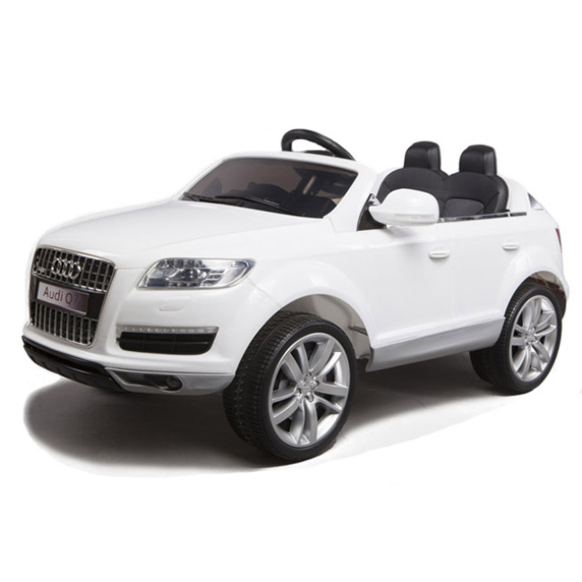 2020 Factory wholesale licensed 24v electric  two seats 4 wheels plastic ride on car for kids driving
