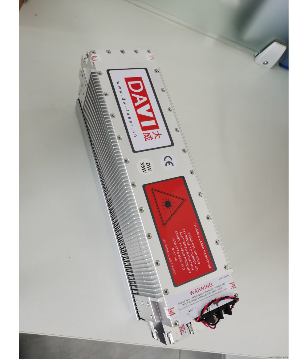 Máquina de marcado láser de CO30 dividida 55W/2W Máquina de grabado láser Máquina de marcado láser de CO30 dividida 55W/2W Máquina de grabado láser