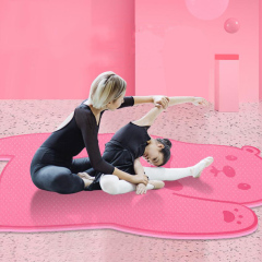 Оптовая вырезать 6 мм противоскользящий мультяшный детский коврик для йоги экологически чистый индивидуальный логотип