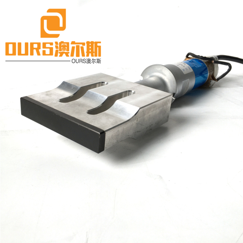 15KHZ/20KHZ 2000W Best-selling economic type Ultrasonic Welding generator for Super high speed folding mask machine