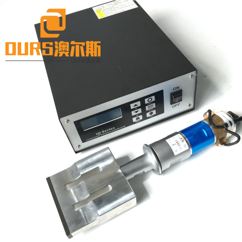 Best-selling worldwide 20KHZ 2000W Ultrasonic Welding and Transducer For For Nonwoven Facemask