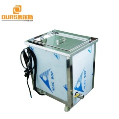 baño de limpieza ultrasónica 28KHZ o 25KHZ con calefacción para la inclinación del molde de galvanoplastia industrial