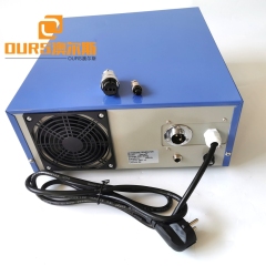 Hochwertiger 3000-Watt-Ultraschallgenerator für Ultraschallreinigungsmaschinen. 20-40-kHz-Frequenz und -Leistung sind einstellbar