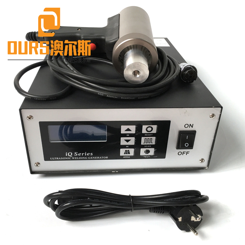 High Quality 20KHZ 1500W Ultrasonic Cutting Machine Nougat Cutting Machine