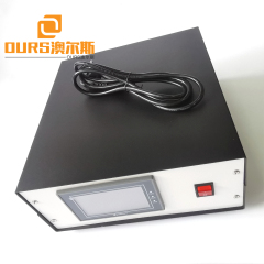 Uso del generador y del transductor ultrasónico de 20k 2000w para la máquina de soldadura ultrasónica del bolso del filtro de escritorio