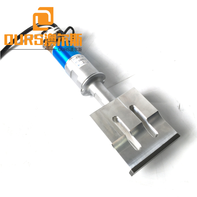 2000W 20KHZ Ultrasonic Welding Generator Transducer Booster With 110mm Horn For Surgical Face Mask Ultrasonic Welding Machine