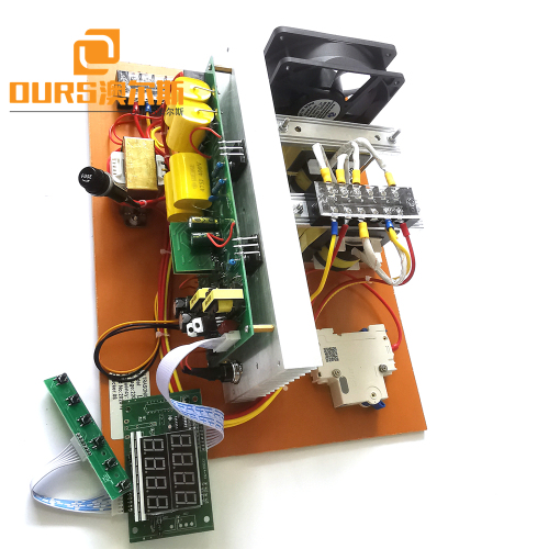 20khz-40khz 600W Ultrasonic PCB Generator For Cleaning of Optical Glass and Component