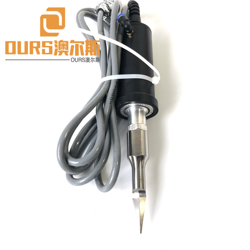 High Precision And High Power 20KHZ 2000W Ultrasonic Knife Cutting Plastic Parts