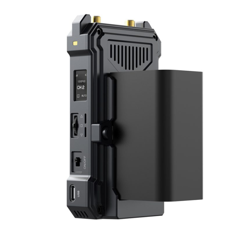 Hollyland’s COSMO C1 is a Game Changer for Wireless Video Live Streaming