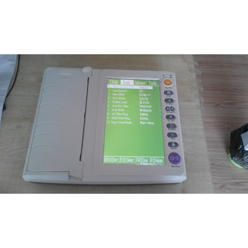 Macchina ECG Touch Screen con display a colori a 12 canali