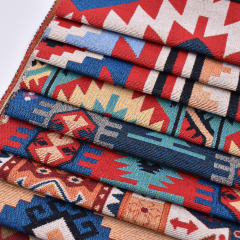 Nuevo diseño de tela de sofá tela de tapicería clásica de Medio Oriente con patrón de tótem tela sólida